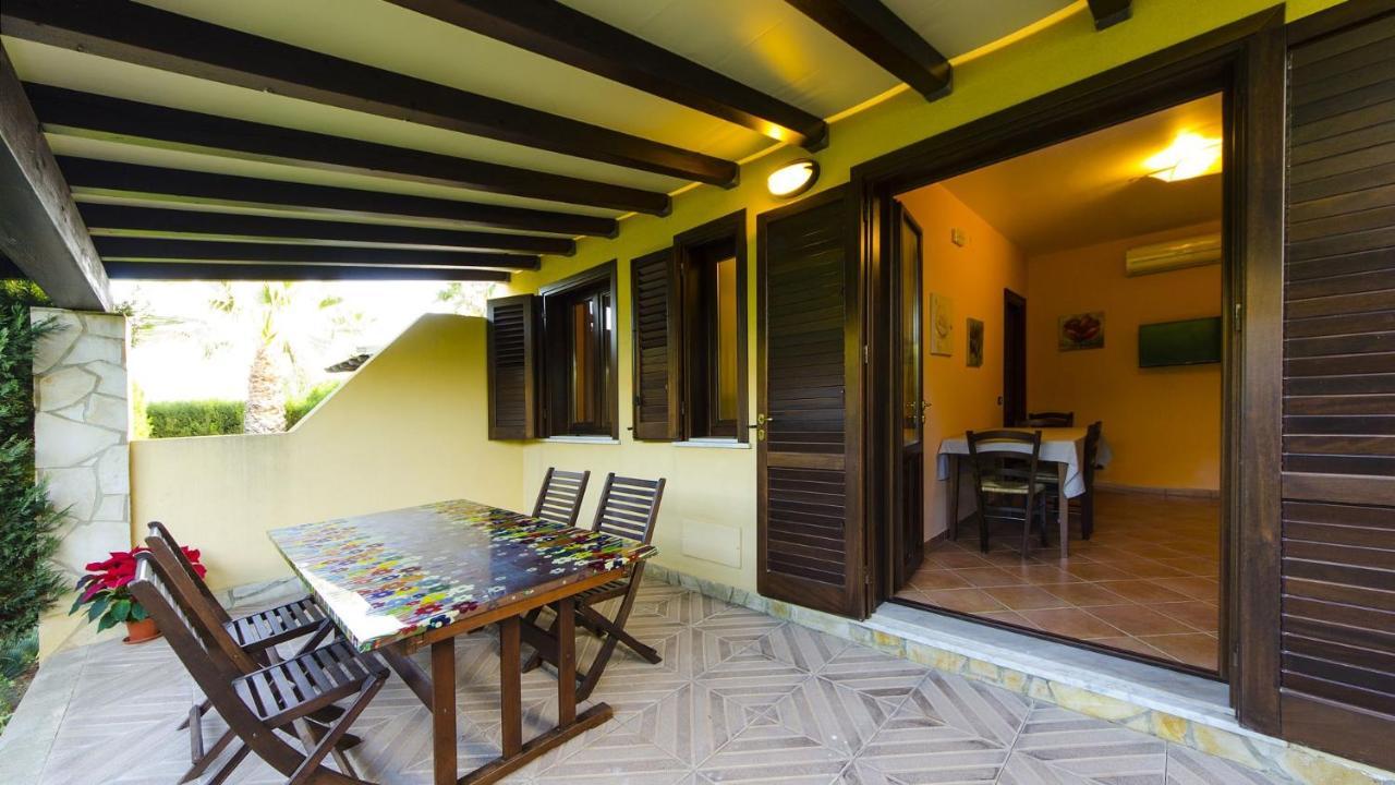 Residence Hydria Campofelice Di Roccella Exterior photo
